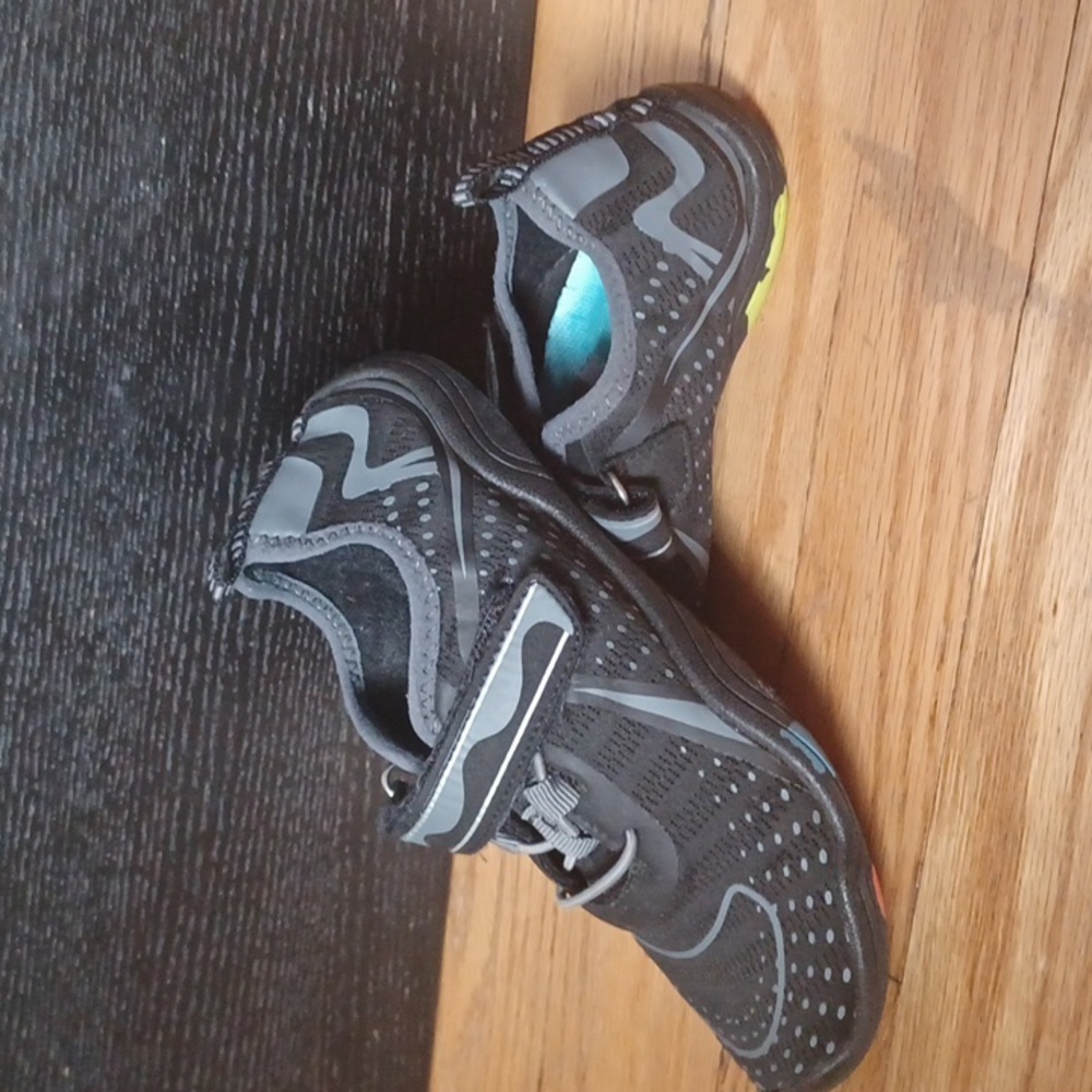 Watershoes for boys ,size 1 little boy